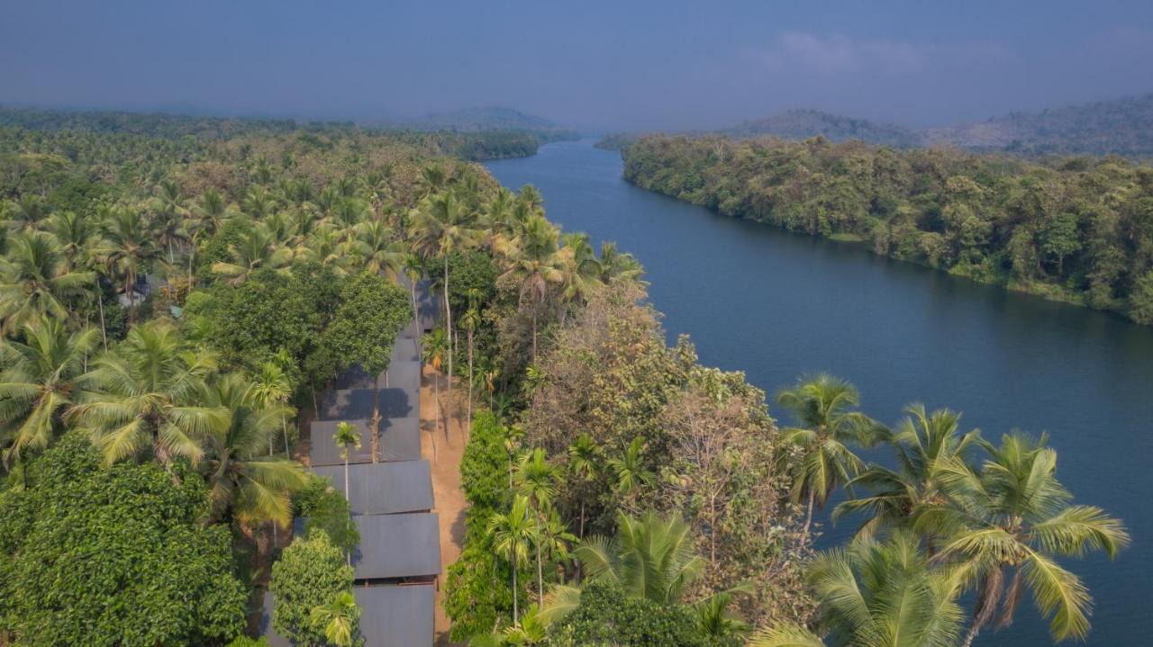 Amritara Riverside Camp Thattakād Eksteriør billede