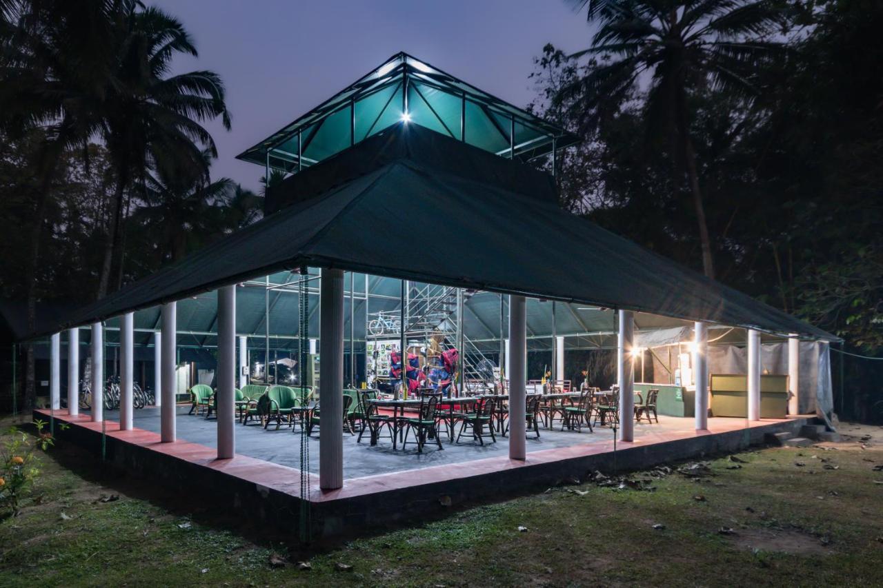 Amritara Riverside Camp Thattakād Eksteriør billede